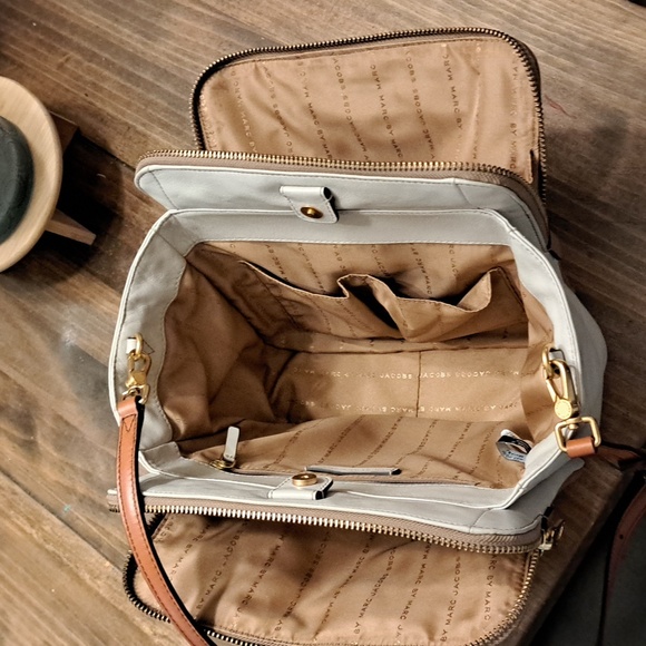 Marc by Marc Jacobs Goodbye Columbus leather satchel taupe & white TAKING OFFERS - Picture 14 of 16